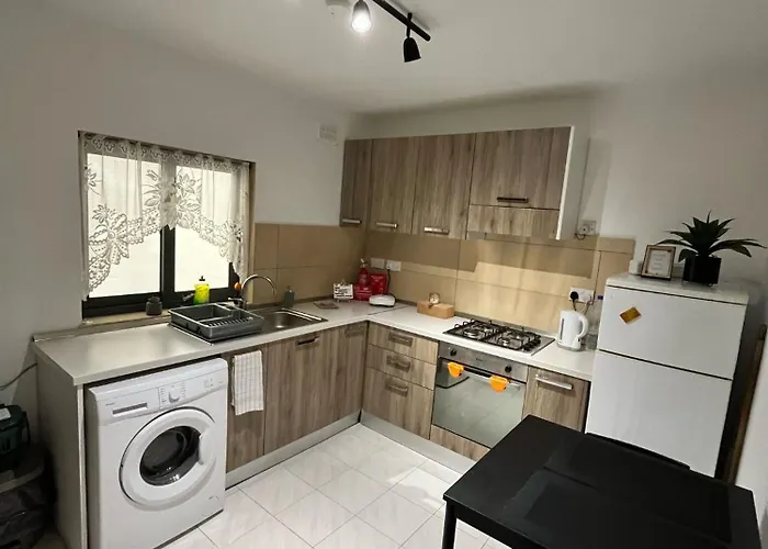 Mayflower Flat, Flat 12 Lejlighed